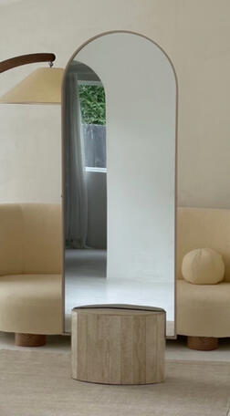 Table base mirror stand